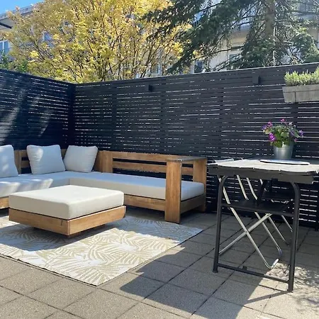 Cool With Roof Terrace